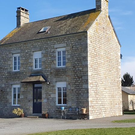La Bouyardière Saint-Mars-d'Egrenne Extérieur photo