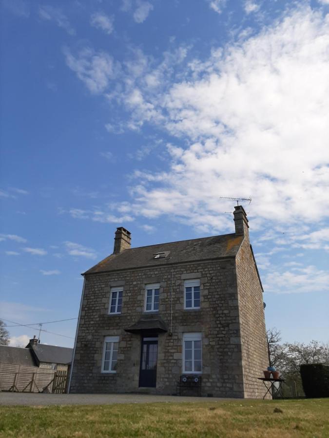 La Bouyardière Saint-Mars-d'Egrenne Extérieur photo