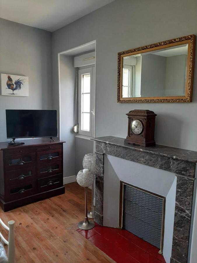 La Bouyardière Saint-Mars-d'Egrenne Extérieur photo