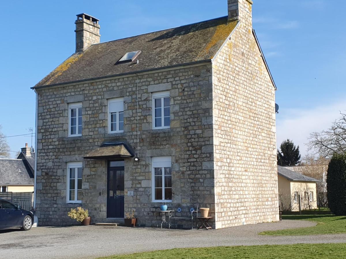 La Bouyardière Saint-Mars-d'Egrenne Extérieur photo